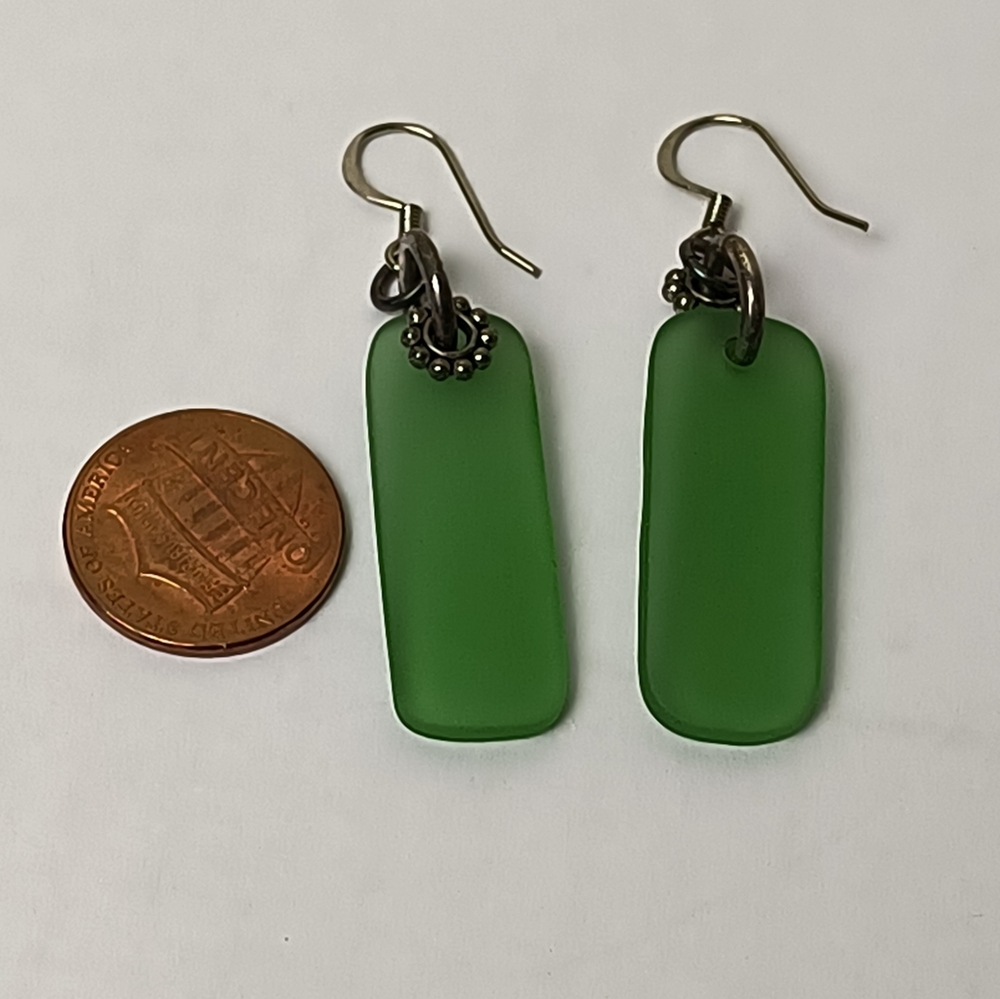 Sea Glass Forest Green Rectangular Drop Earrings with Antiqued Accents - Picture 4 of 4